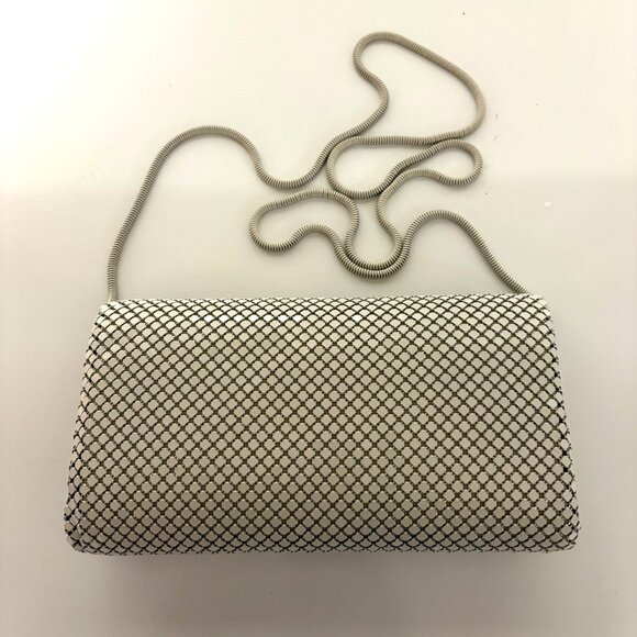 White Mesh Clutch Purse Shoulder Bag Gold Trim 80s Vintage Evening Prom Wedding - Picture 2 of 8